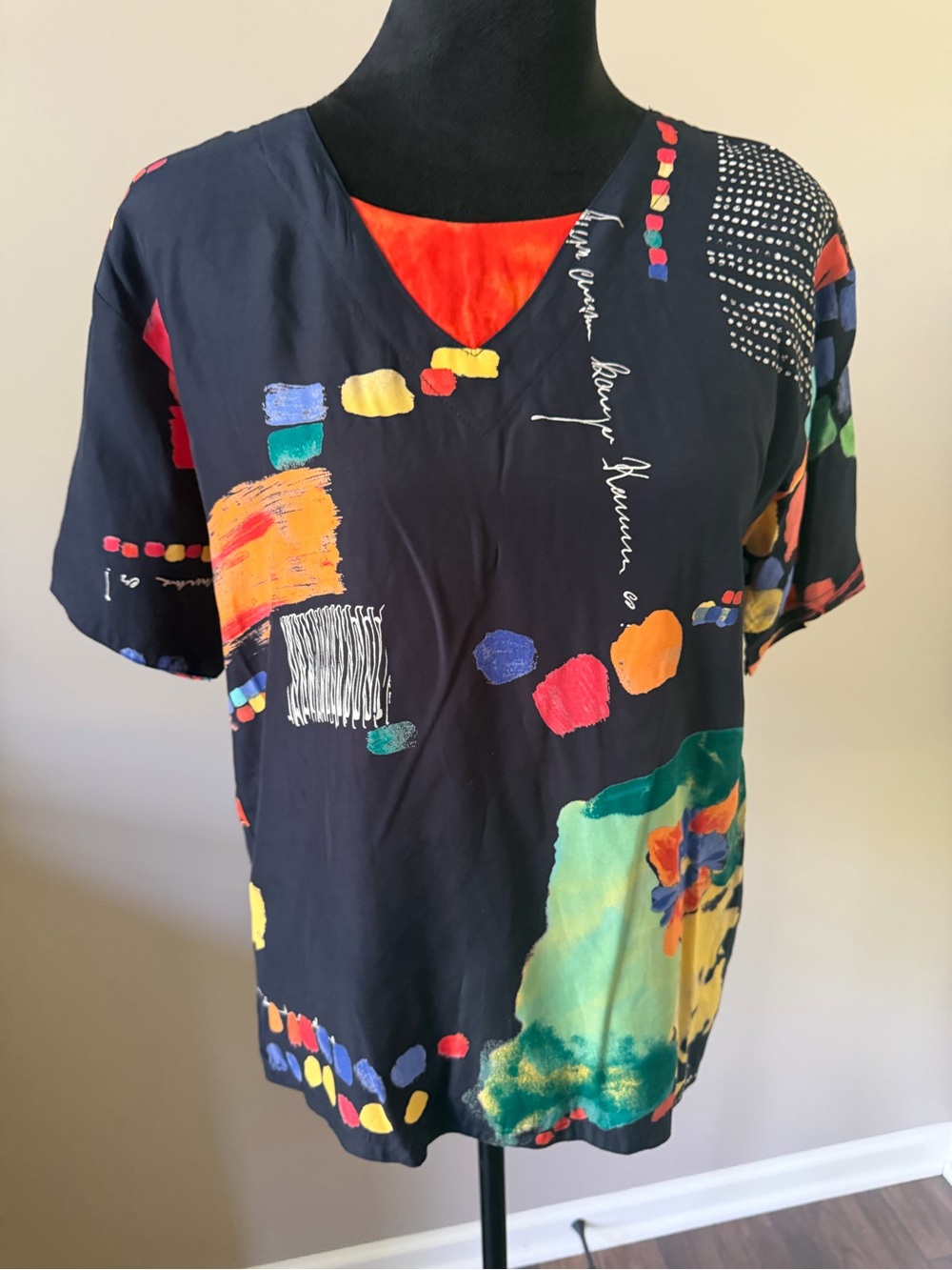 Nino Wong Vintage Abstract Print V-Neck Top Black with Multicolor Accents Large